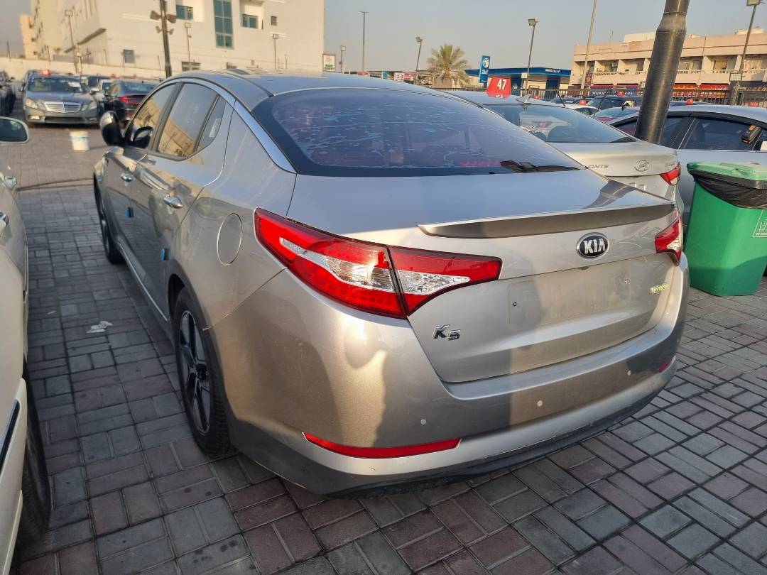 2014 KIA K5 — 276720 KM — Lot 056714 — Ind. 12 - Marhaba Auctions Used Cars - Image 5