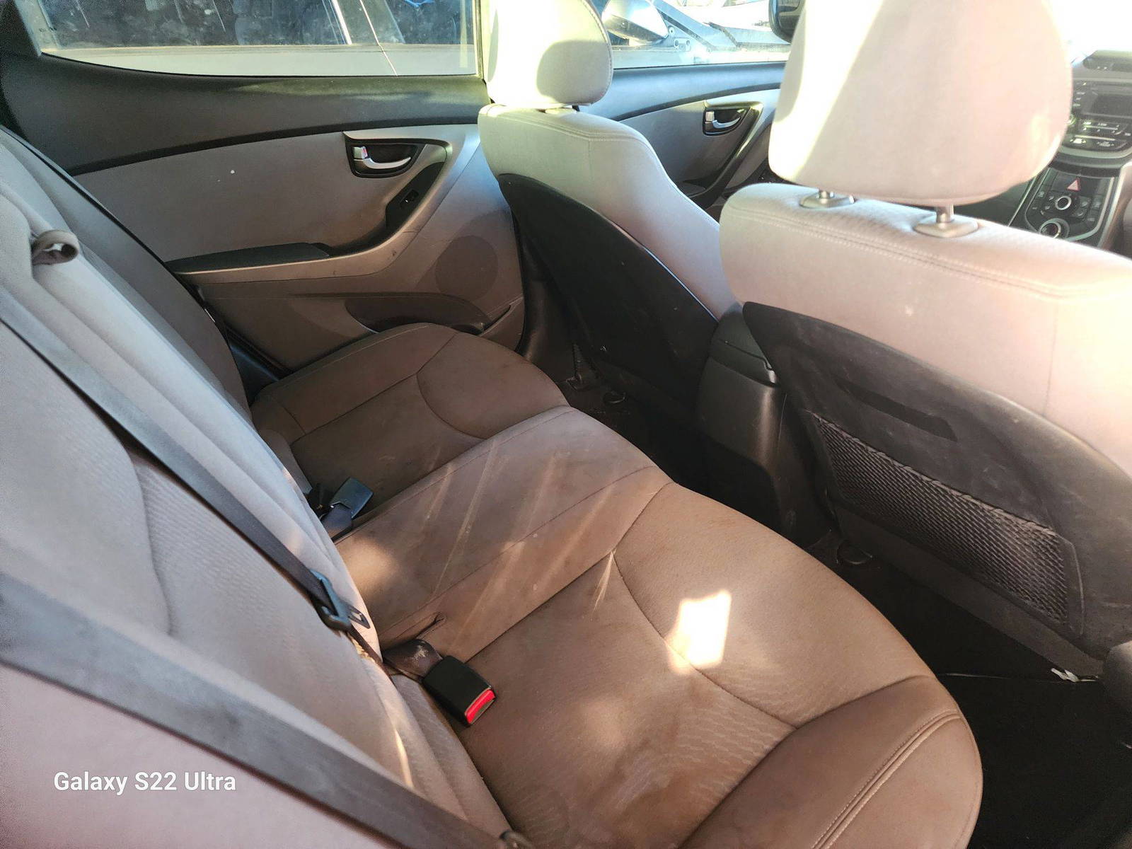 2015 HYUNDAI ELANTRA — 170086 Miles — Lot 81447243 - Marhaba Auctions Used Cars - Image 6