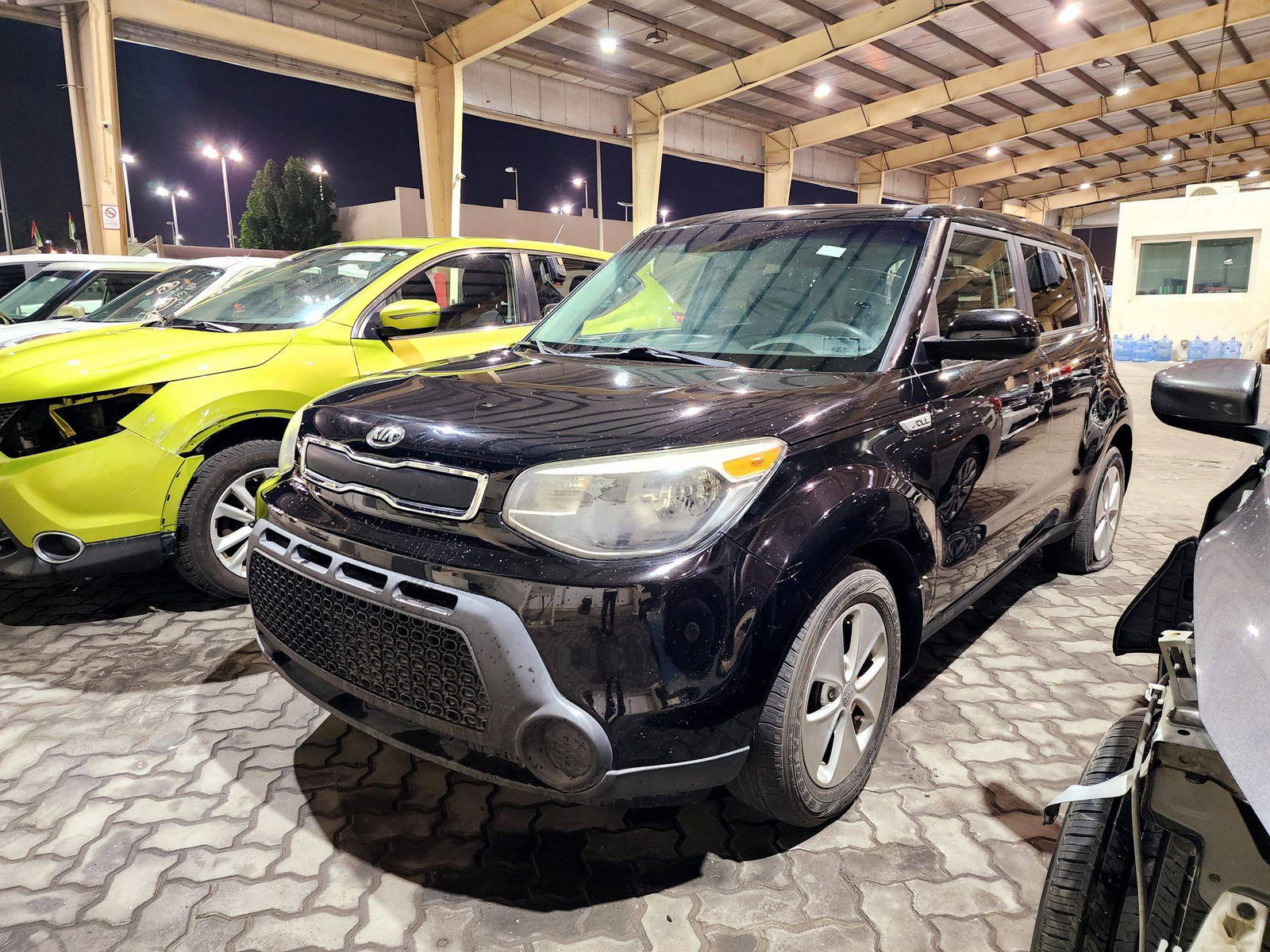 2016 KIA SOUL — 156967 Miles — Lot XG7353641 — Souq - Marhaba Auctions Used Cars - Image 5