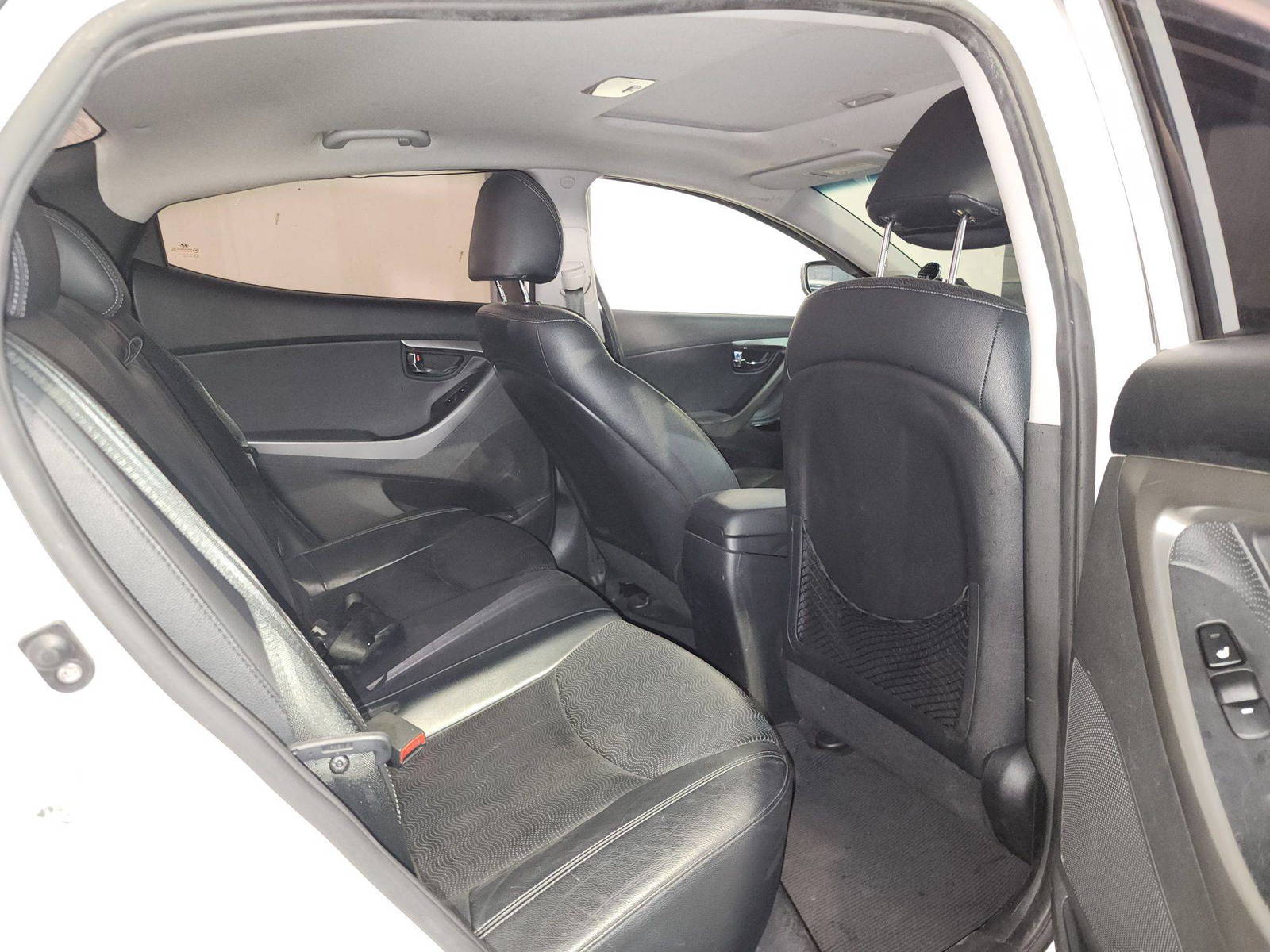 HYUNDAI AVANTE 2012 - Marhaba Auction Used Cars - Image 7