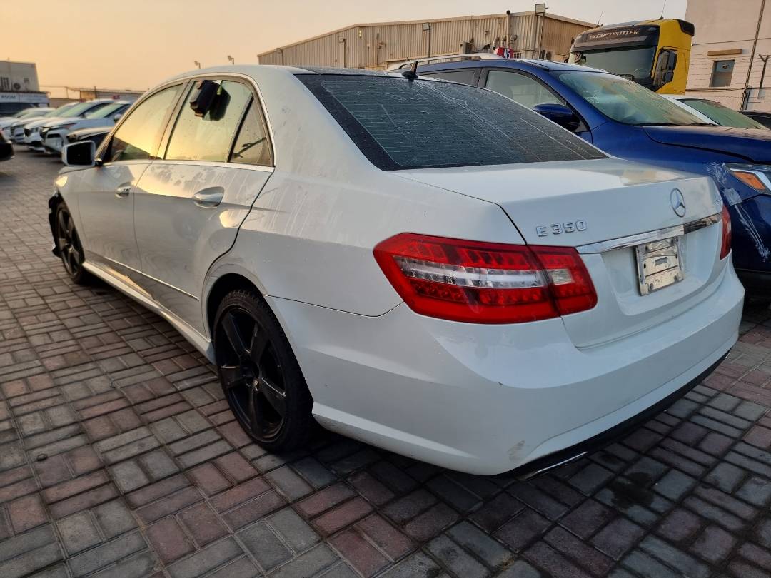 2010 MERCEDES BENZ E 350 — 194365 Miles — Lot 39302737 — Ind. 12 - Marhaba Auctions Used Cars - Image 4