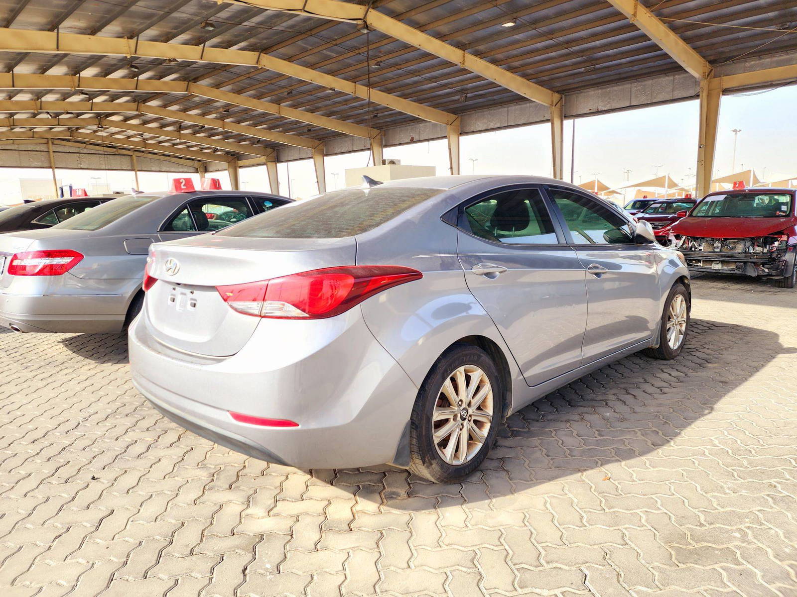2015 HYUNDAI ELANTRA — 168670 Miles — Lot FU321230 — Souq - Marhaba Auctions Used Cars - Image 3