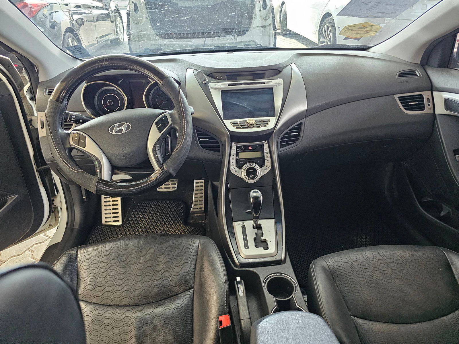 2011 HYUNDAI AVANTE — 175659 KM — Lot 64796 — Main - Marhaba Auctions Used Cars - Image 7