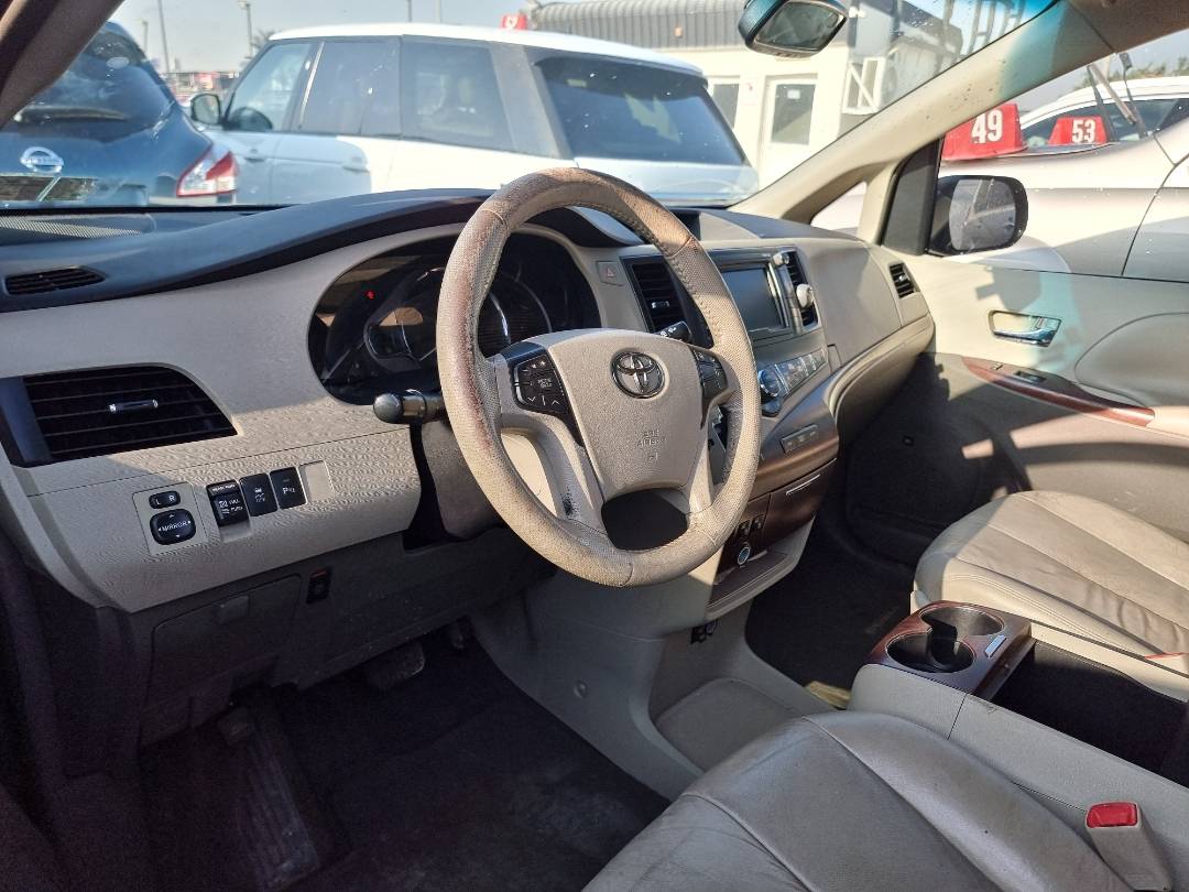 TOYOTA SIENNA 2011 - Marhaba Auction Used Cars - Image 6