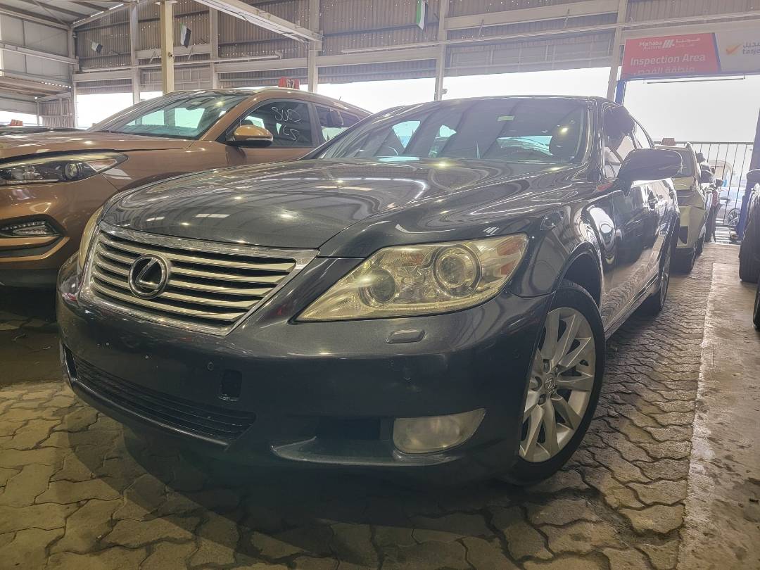 2010 LEXUS LS 460 — 267992 Miles — Lot 5004843 — Main - Marhaba Auctions Used Cars - Image 5