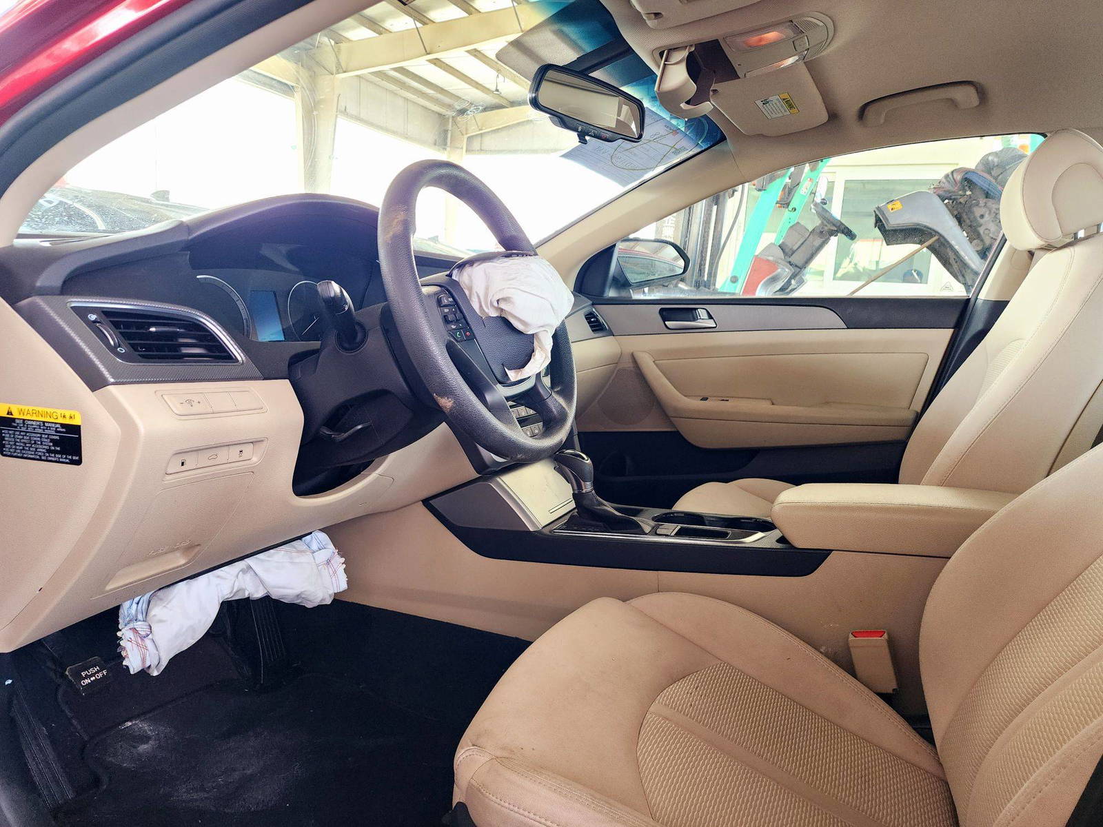 2015 HYUNDAI SONATA — 102530 Miles — Lot 1FH183639 — Souq - Marhaba Auctions Used Cars - Image 8