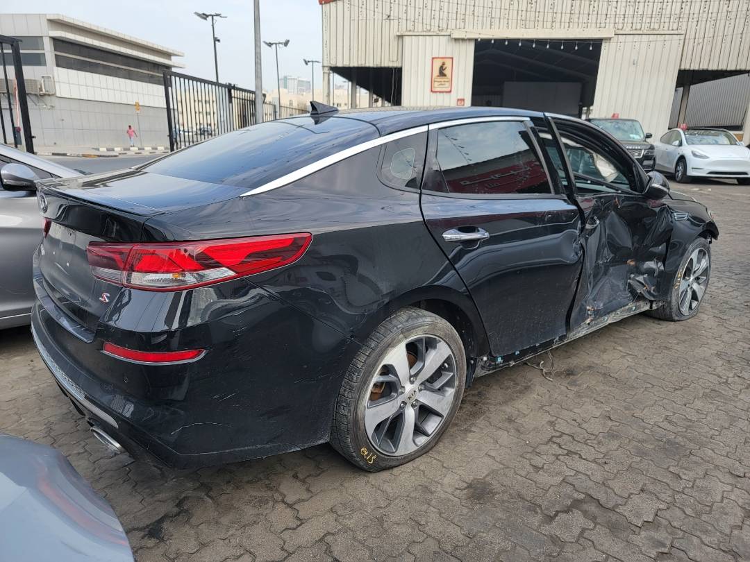 2019 KIA OPTIMA — 111223 Miles — Lot KG364875 — Souq - Marhaba Auctions Used Cars - Image 3