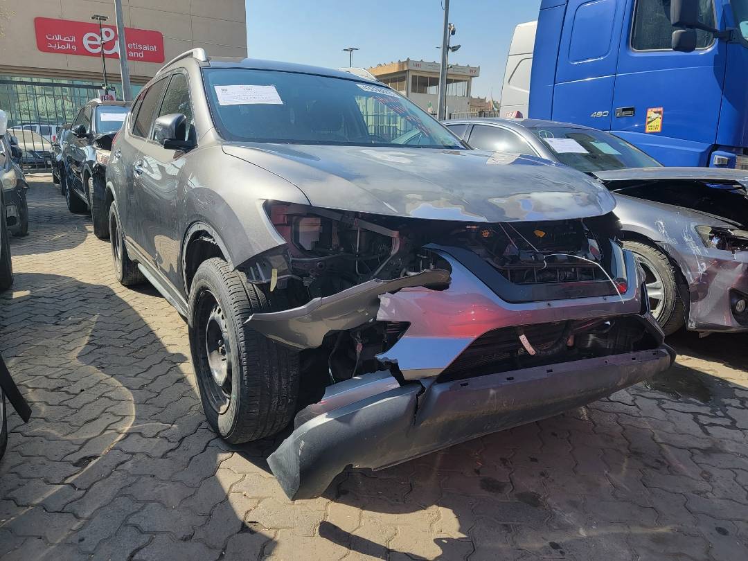 2017 NISSAN ROGUE — 153467 Miles — Lot 2HW386140 — Main - Marhaba Auctions Used Cars - Image 4