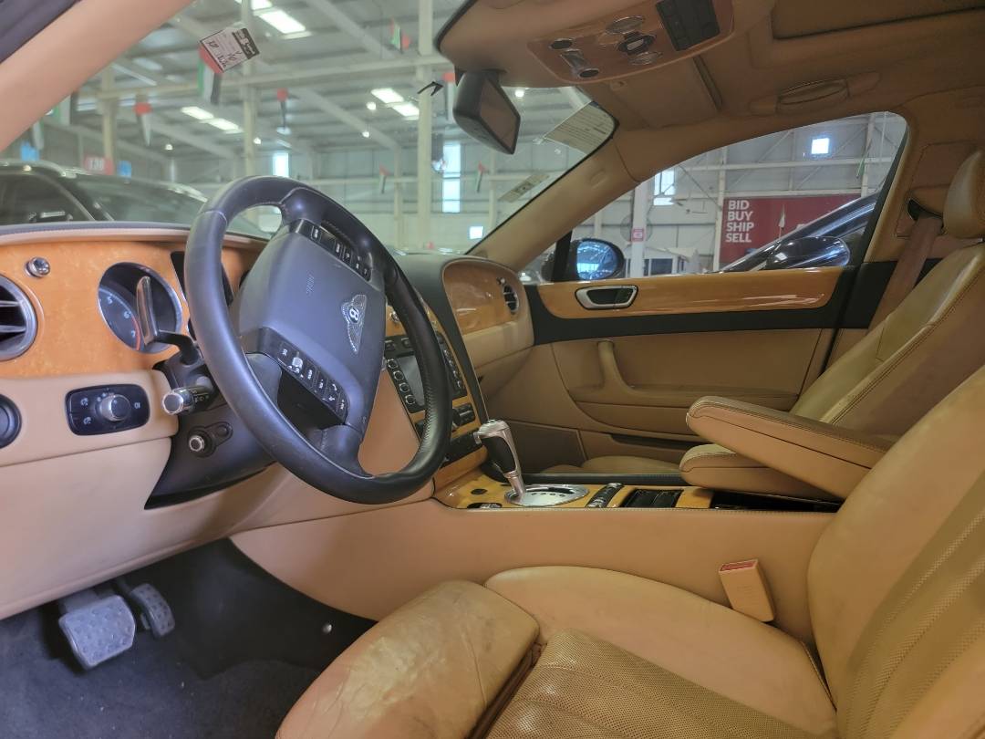 2008 BENTLEY Flying Spur V12 — 186126 KM — Lot 053225 — Main - Marhaba Auctions Used Cars - Image 6