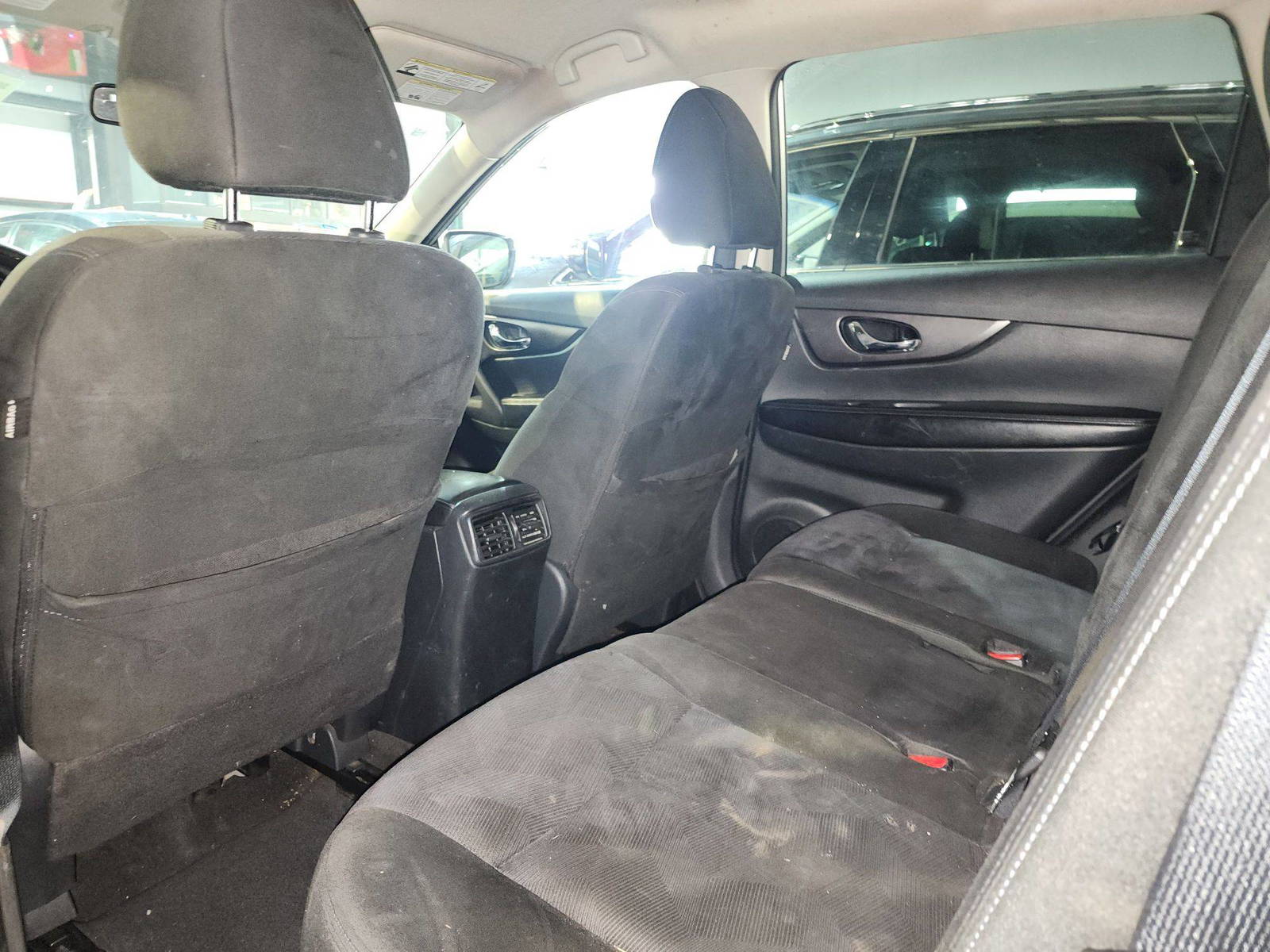 NISSAN ROGUE 2015 - Marhaba Auction Used Cars - Image 7