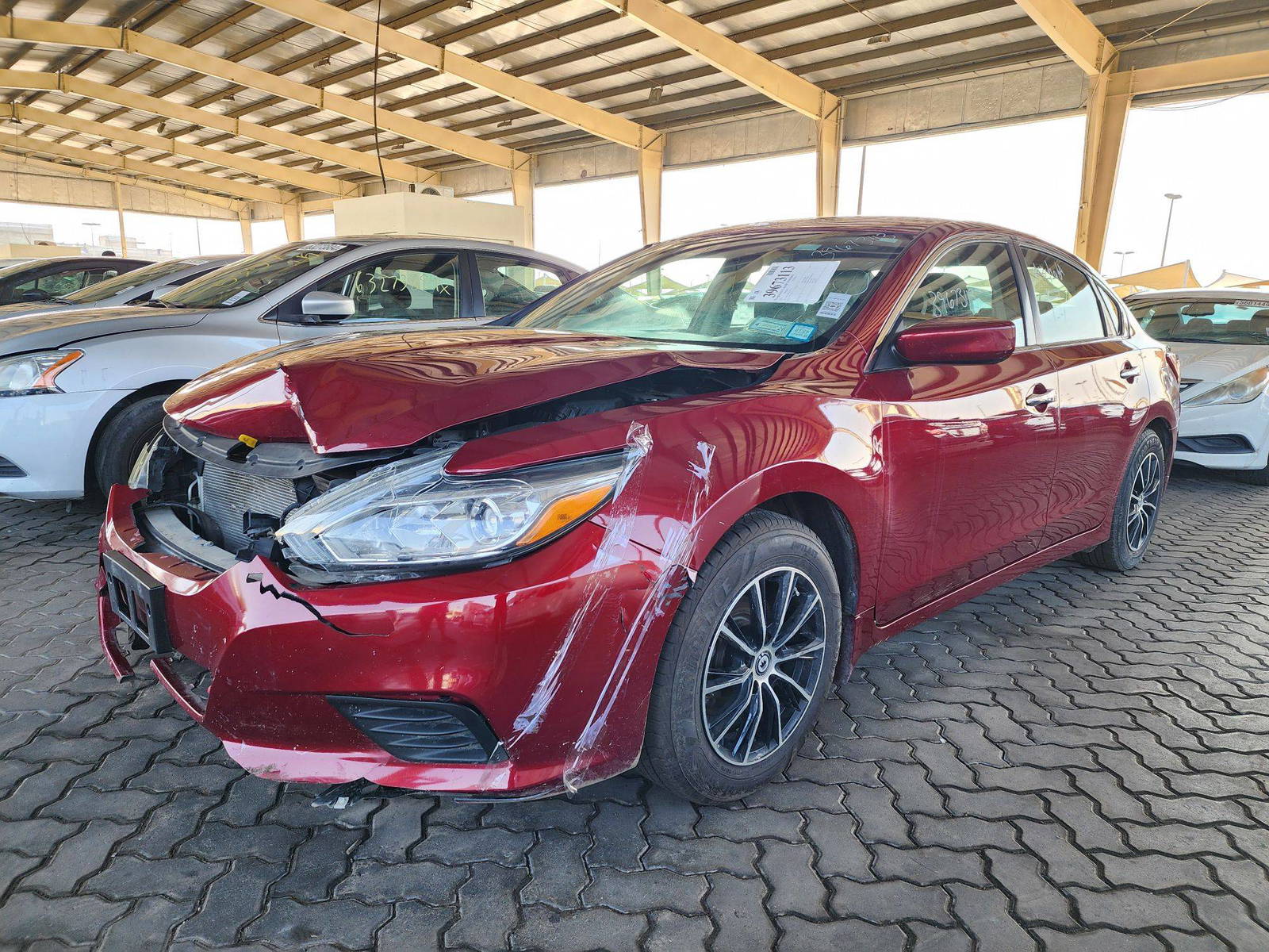 2018 NISSAN ALTIMA — 136911 Miles — Lot 39673113 — Souq - Marhaba Auctions Used Cars - Image 5
