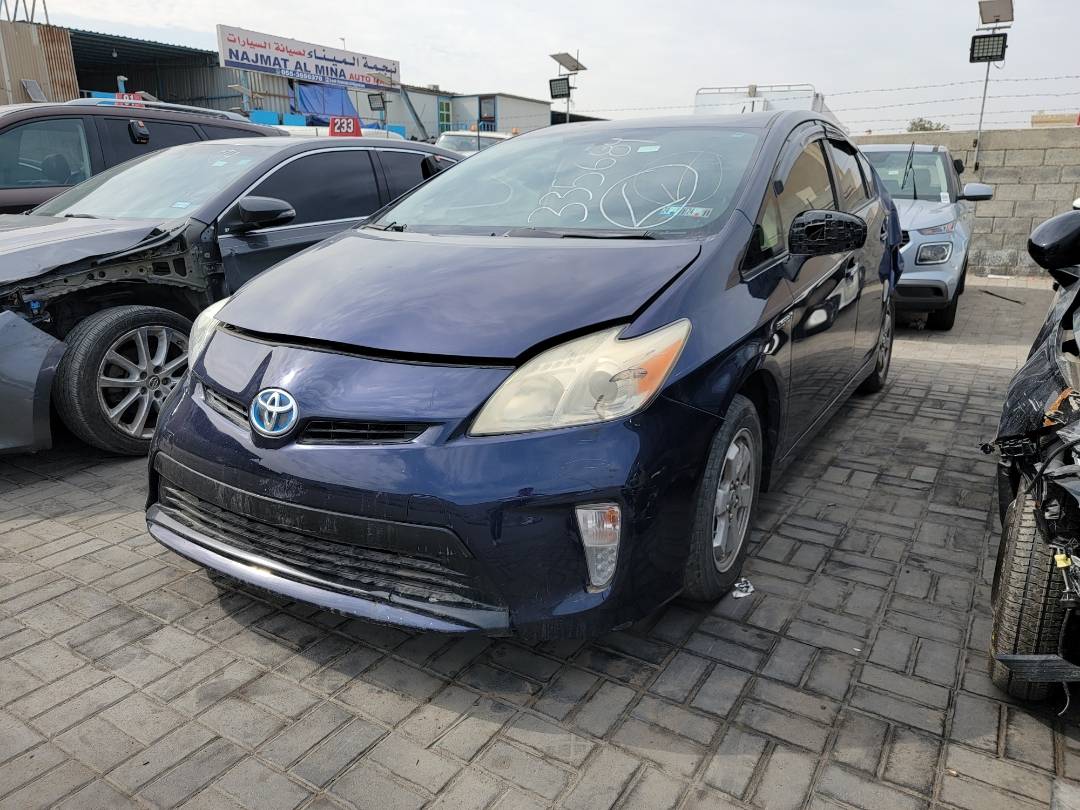 2012 TOYOTA PRIUS — 337585 Miles — Lot 0C0335689 — Main - Marhaba Auctions Used Cars - Image 4
