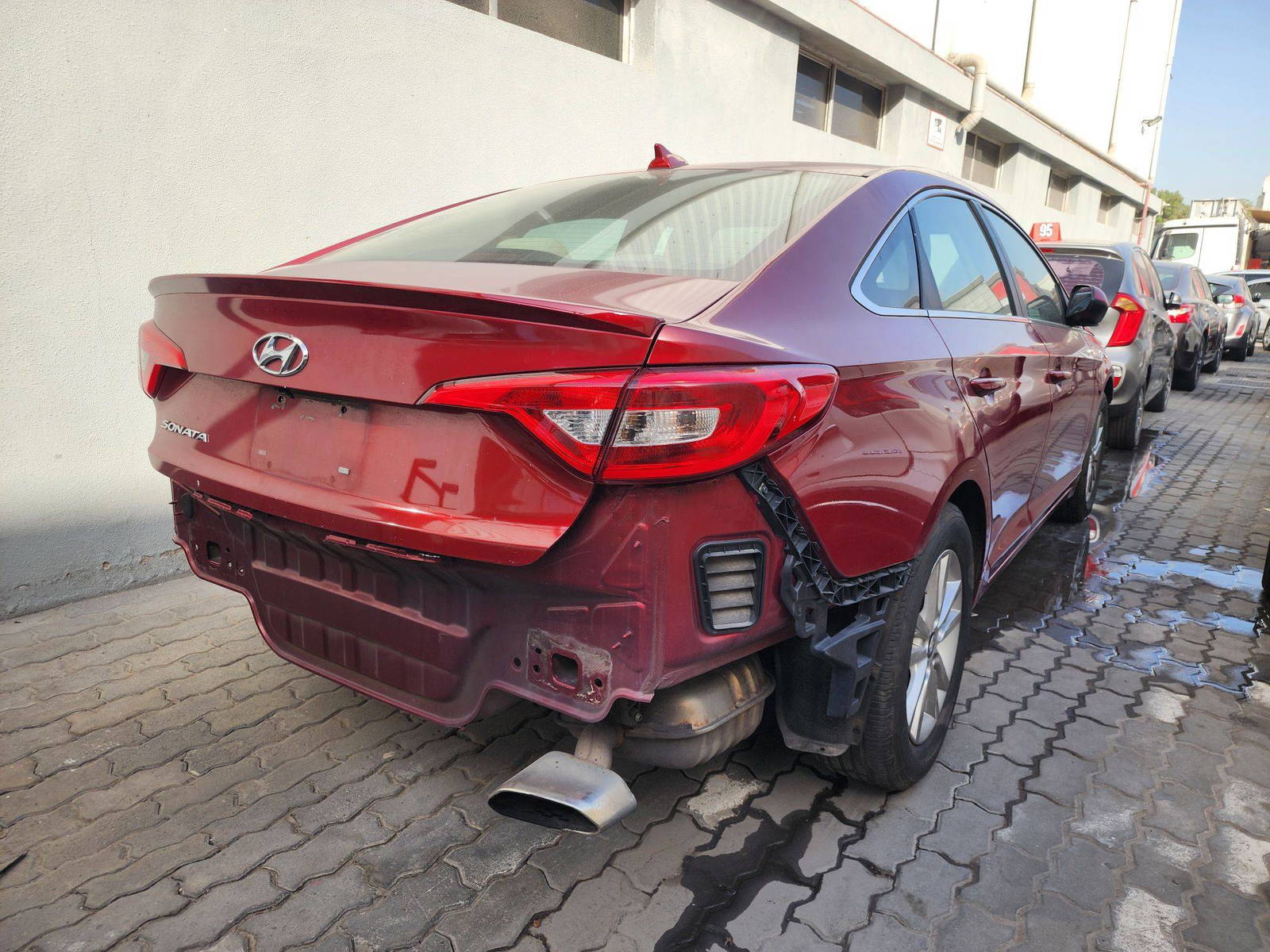 2016 HYUNDAI SONATA — 136597 Miles — Lot 44212585 — Al Quoz - Marhaba Auctions Used Cars - Image 4