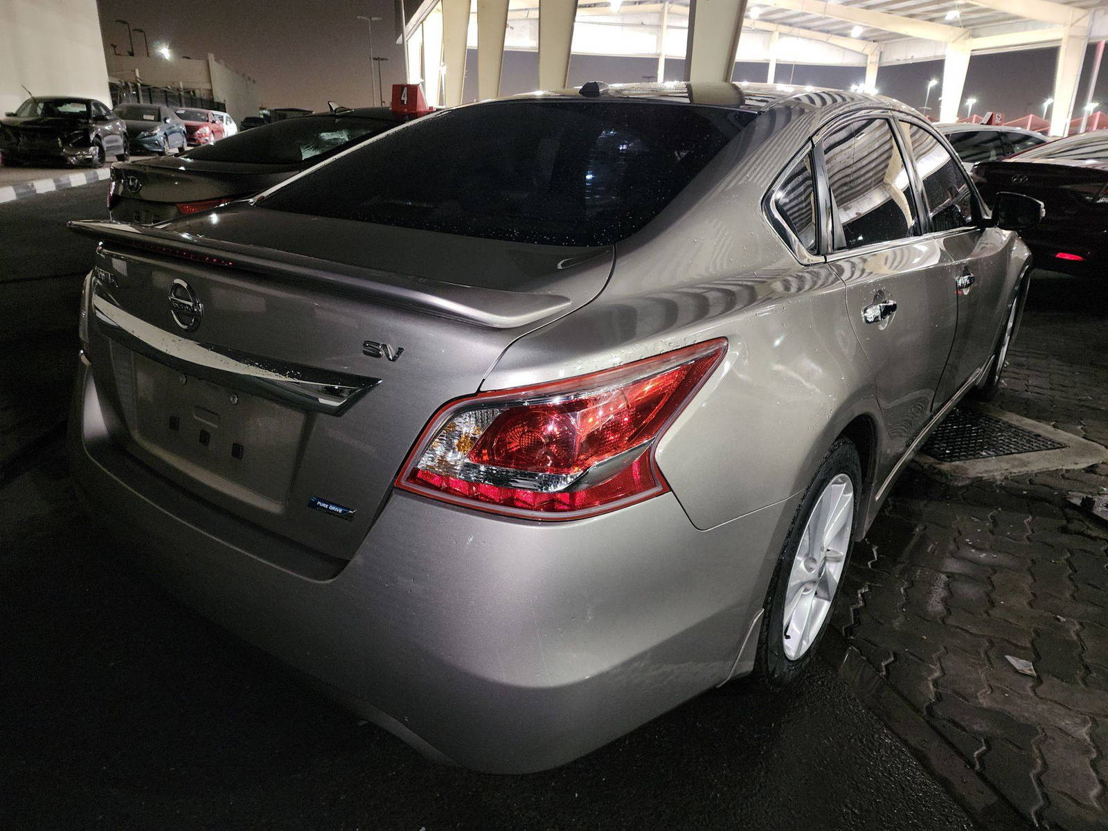 2013 NISSAN ALTIMA — 273130 Miles — Lot 38432202 - Marhaba Auctions Used Cars - Image 4