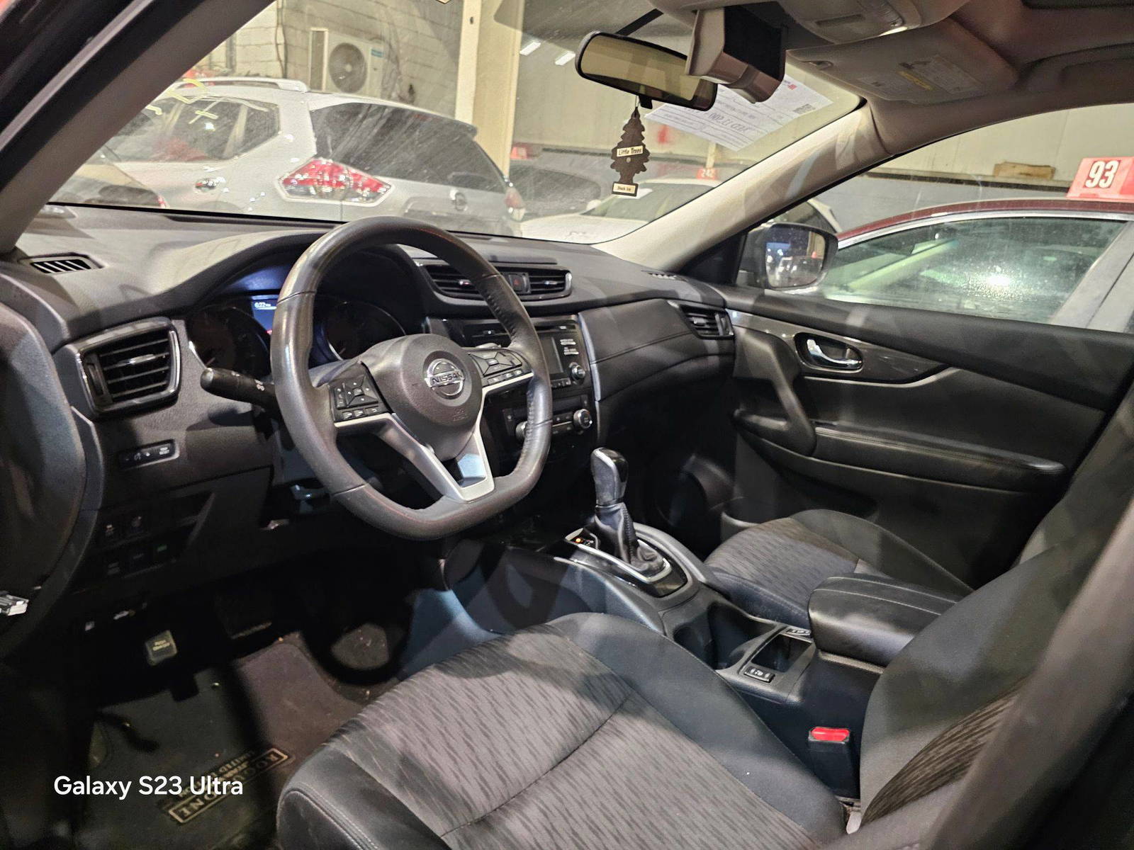 NISSAN ROGUE 2017 - Marhaba Auction Used Cars - Image 8