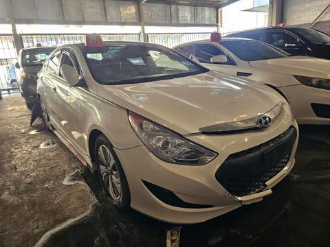 2015 HYUNDAI SONATA at Marhaba Auctions