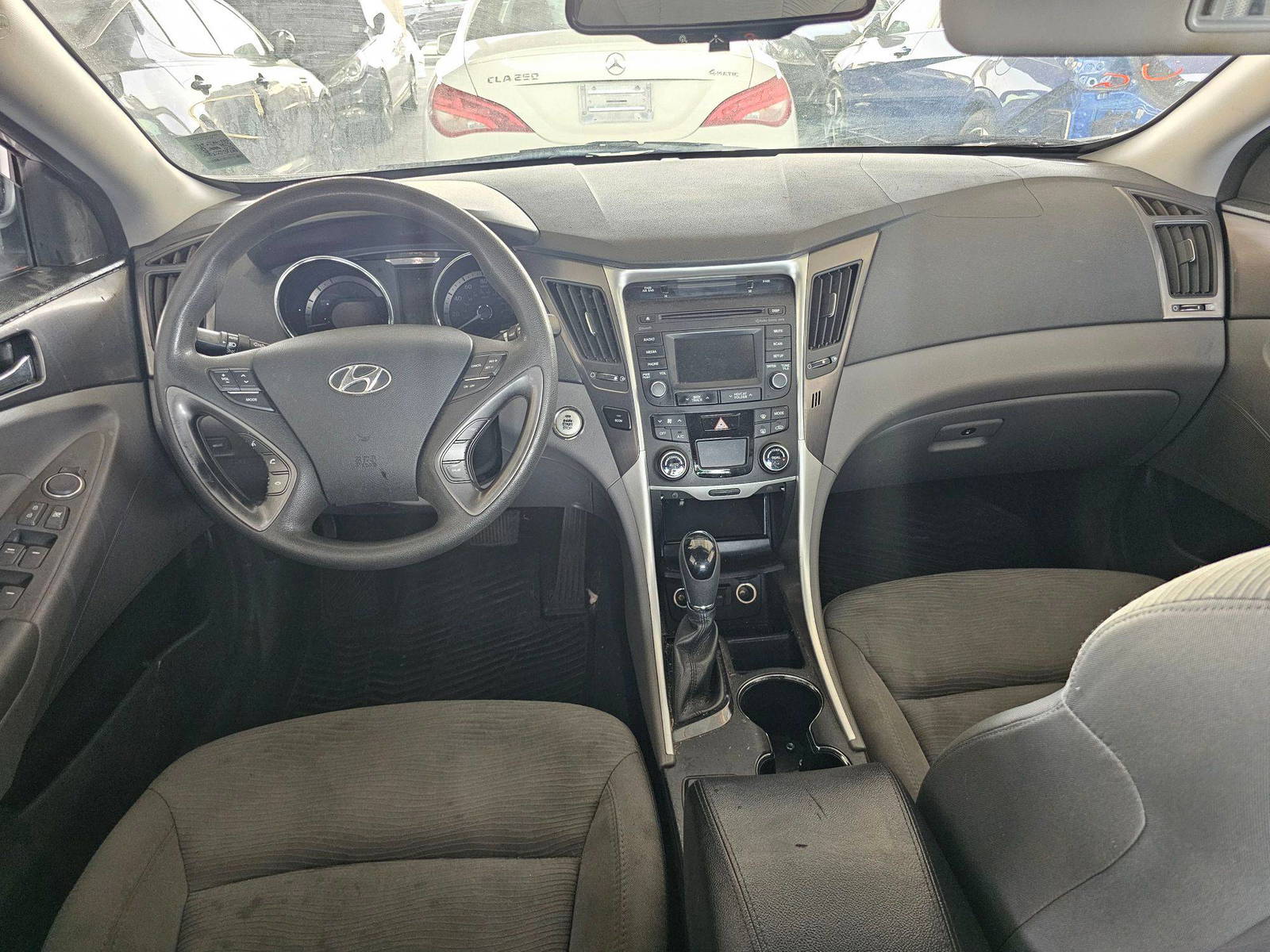 2015 HYUNDAI SONATA — 205312 Miles — Lot 42FA135727 — Souq - Marhaba Auctions Used Cars - Image 7