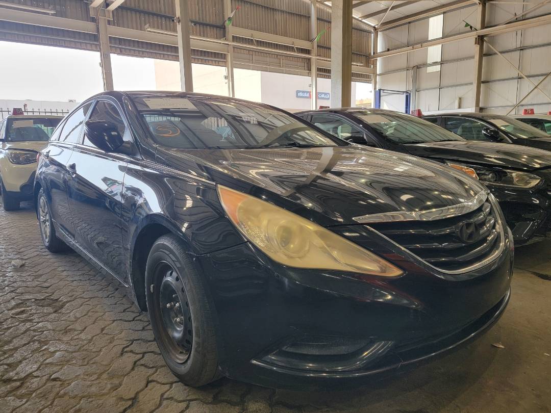 2011 HYUNDAI SONATA — 217022 Miles — Lot 49267004 — Souq - Marhaba Auctions Used Cars - Image 4
