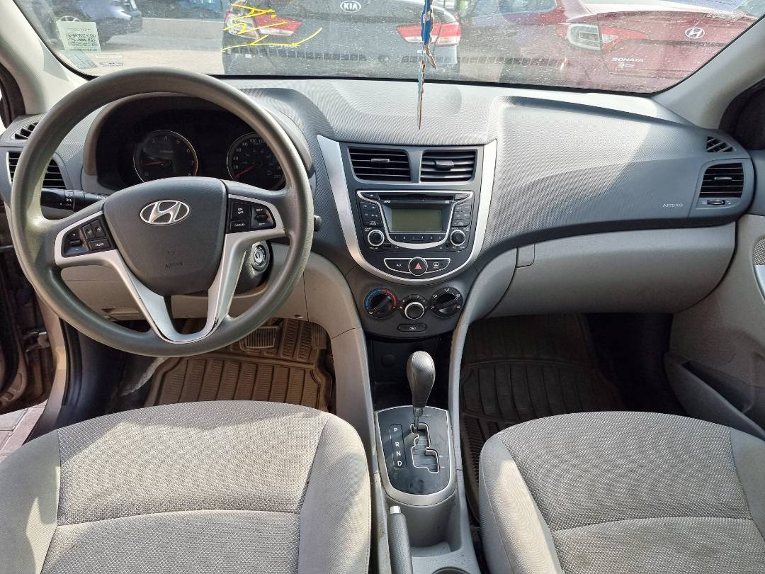 2012 HYUNDAI ACCENT — 175582 KM — Lot 259677 — Souq - Marhaba Auctions Used Cars - Image 8