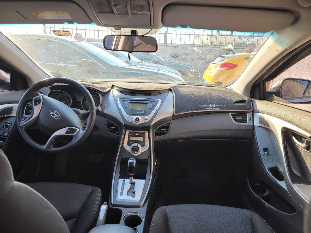 2012 HYUNDAI AVANTE — 182837 KM — Lot BCU317253 — Main - Marhaba Auctions Used Cars - Image 8