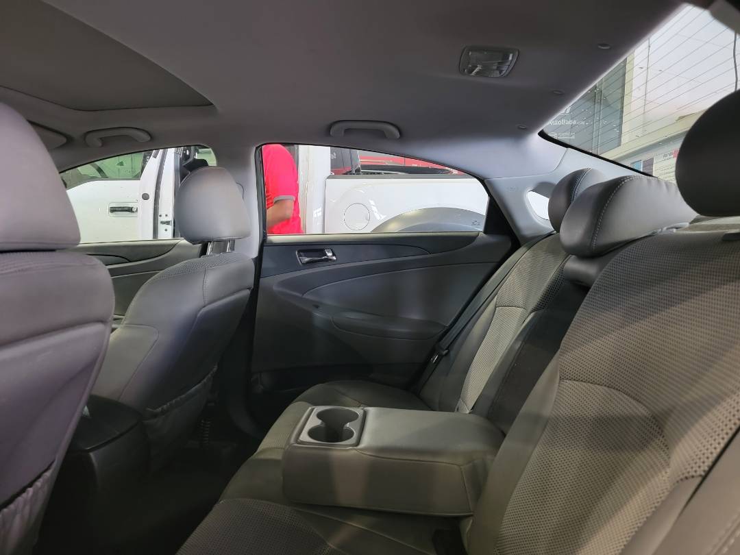 2013 HYUNDAI SONATA — 208200 Miles — Lot 40627998 — Main - Marhaba Auctions Used Cars - Image 6