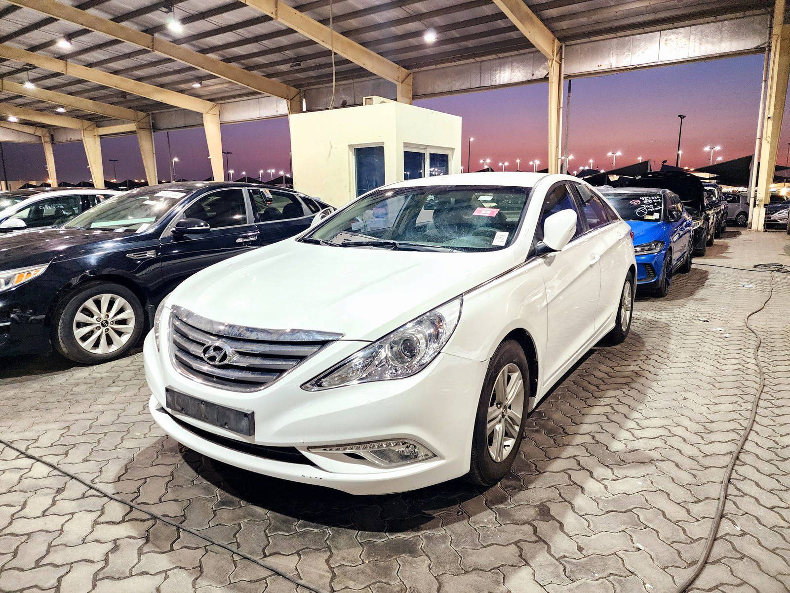 2013 HYUNDAI SONATA — 163196 KM — Lot 573166 — Souq - Marhaba Auctions Used Cars - Image 5