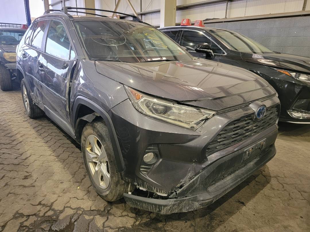 2021 TOYOTA RAV4 — 61698 Miles — Lot 036913 — Main - Marhaba Auctions Used Cars - Image 4