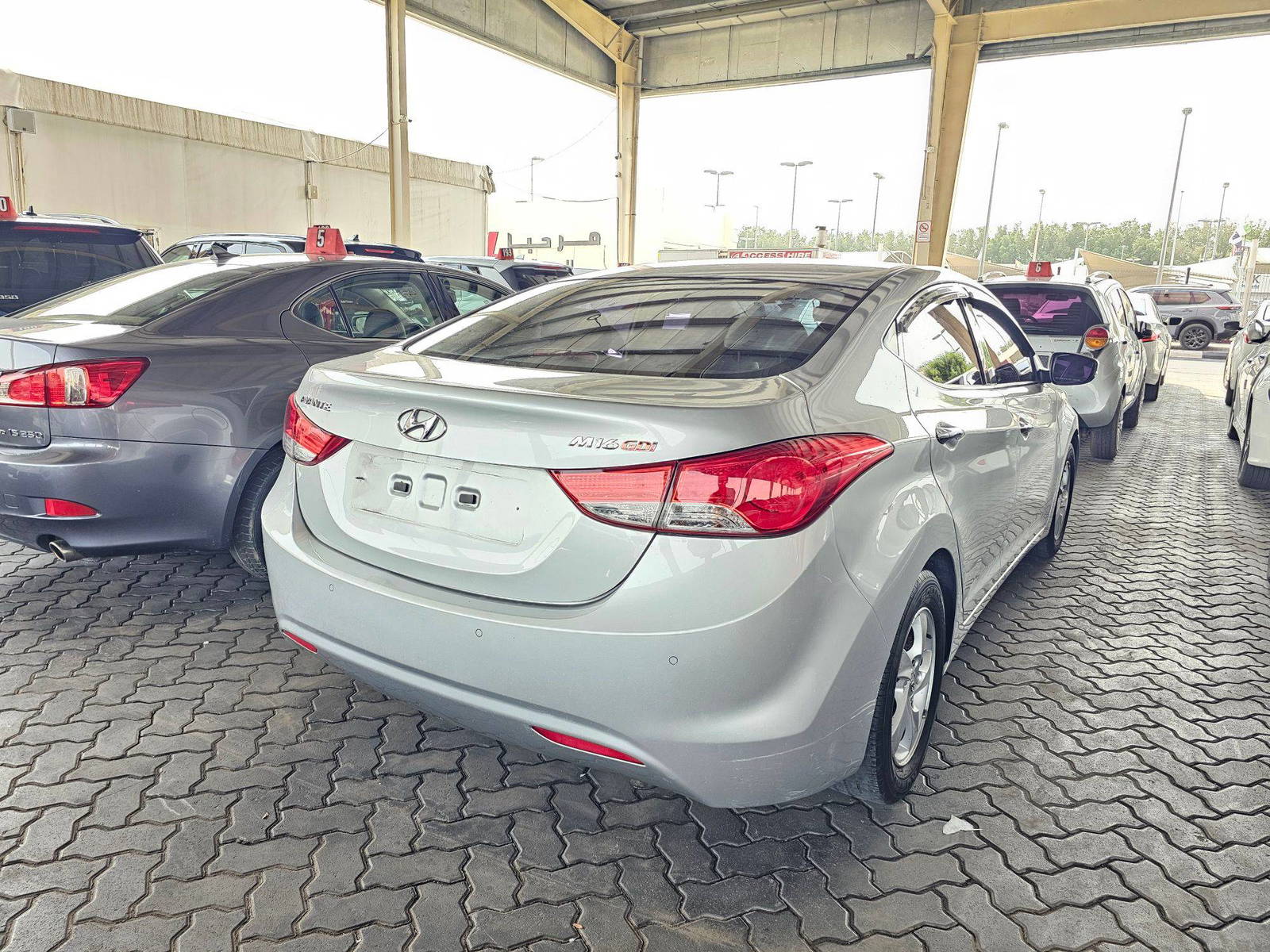 2012 HYUNDAI AVANTE — 167550 KM — Lot 321968 — Souq - Marhaba Auctions Used Cars - Image 3