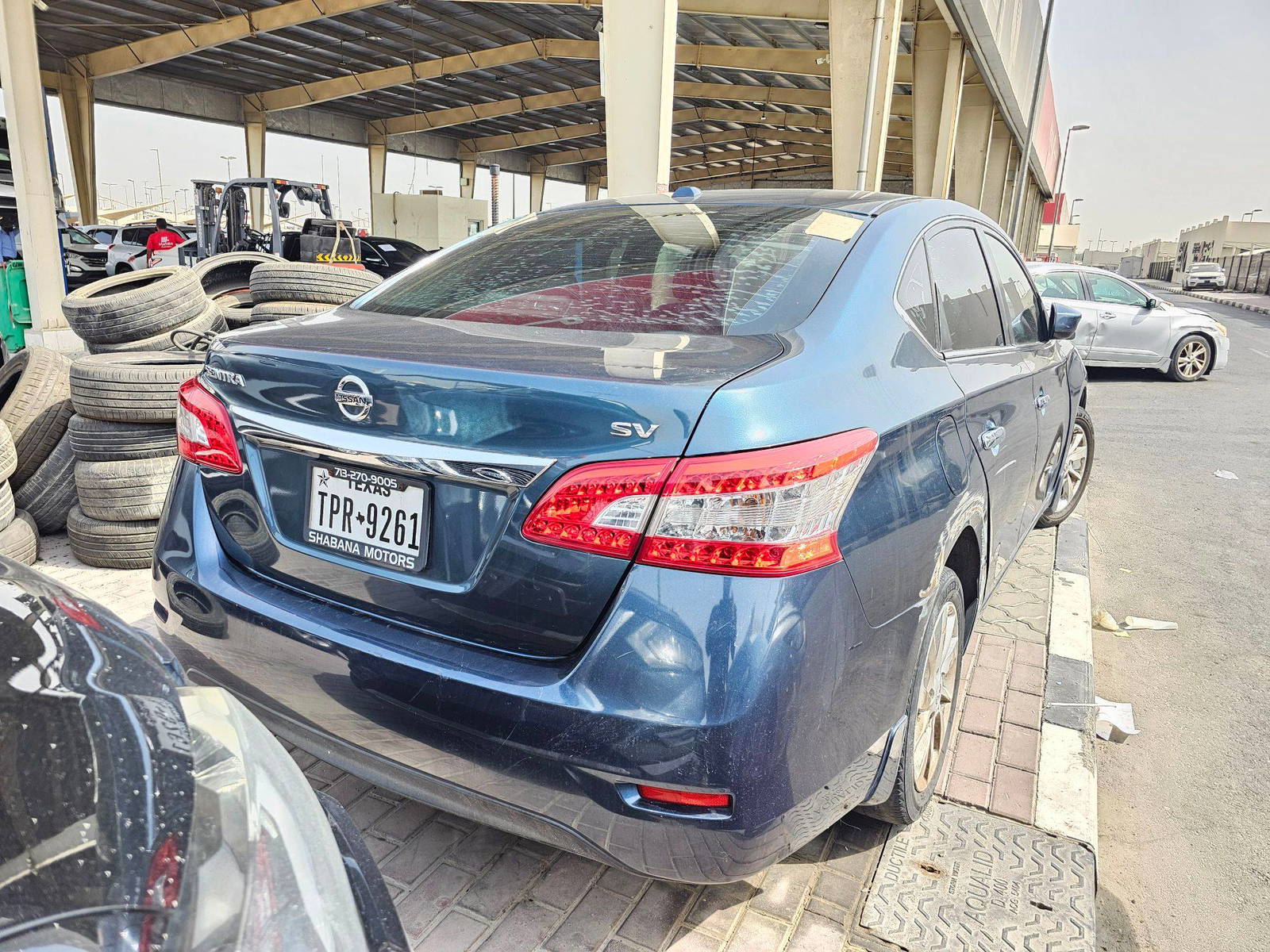2015 NISSAN SENTRA — 116197 Miles — Lot 3217034 — Souq - Marhaba Auctions Used Cars - Image 4