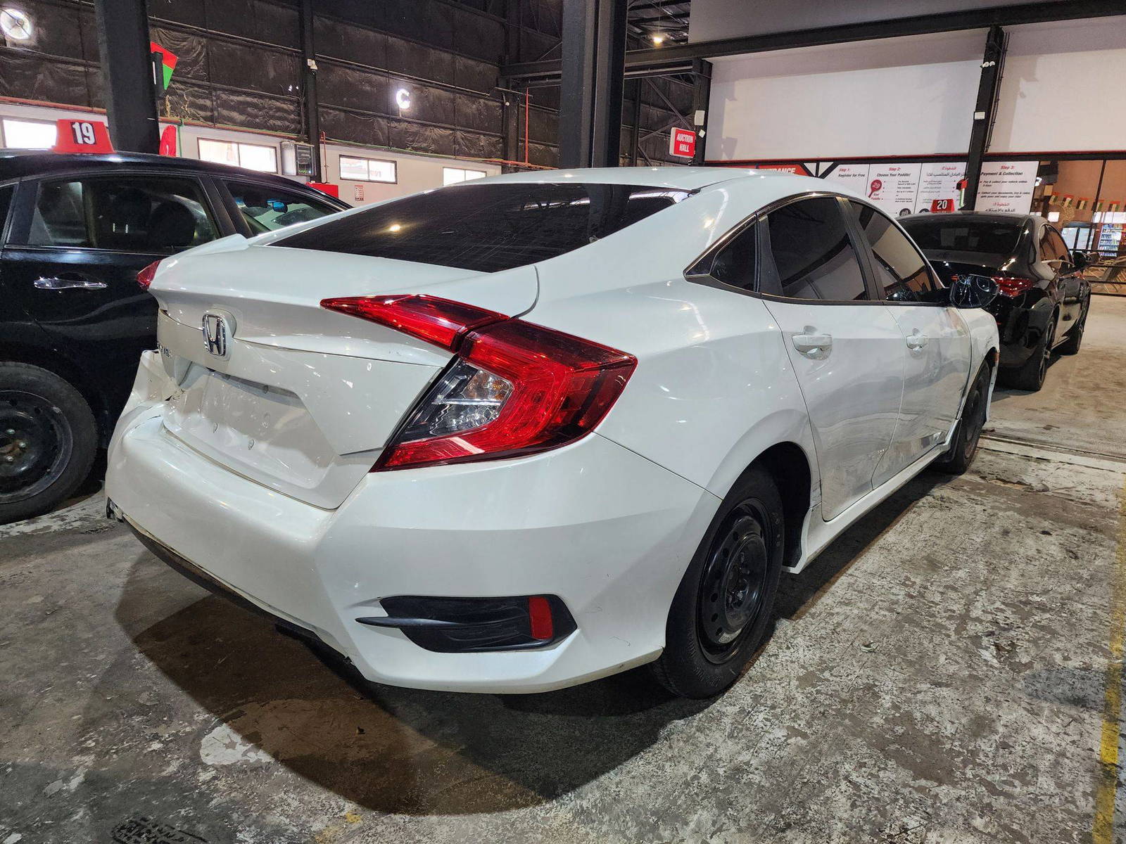 2020 HONDA CIVIC — 113318 KM — Lot 215487 — Al Quoz - Marhaba Auctions Used Cars - Image 6