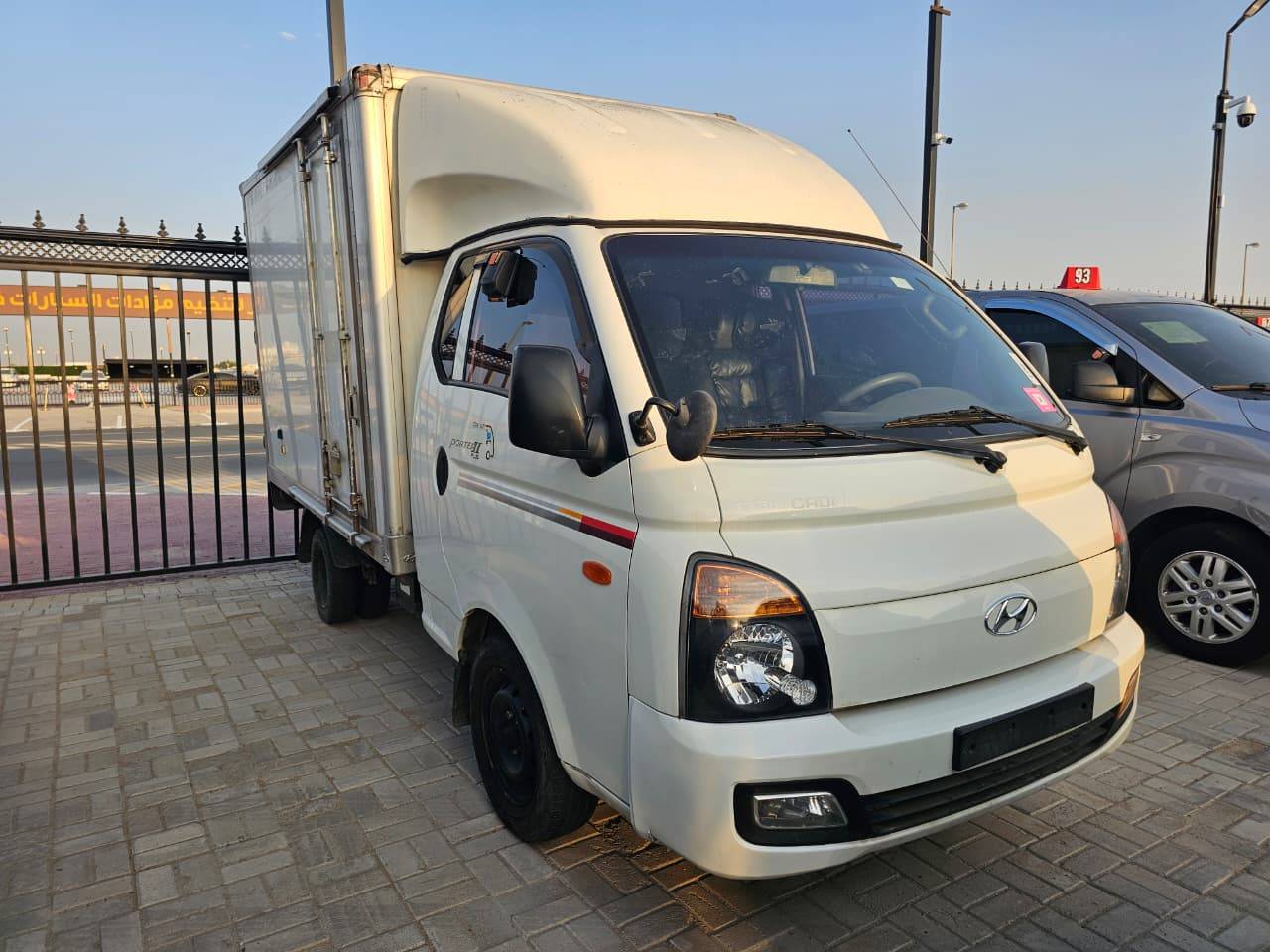 HYUNDAI PORTER 2 2016 - Marhaba Auction Used Cars - Image 5