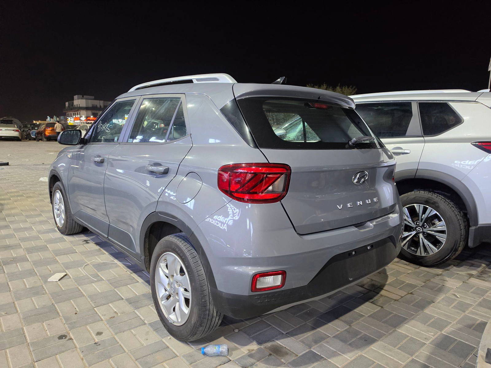 HYUNDAI VENUE SEL 2020 - Marhaba Auction Used Cars - Image 4