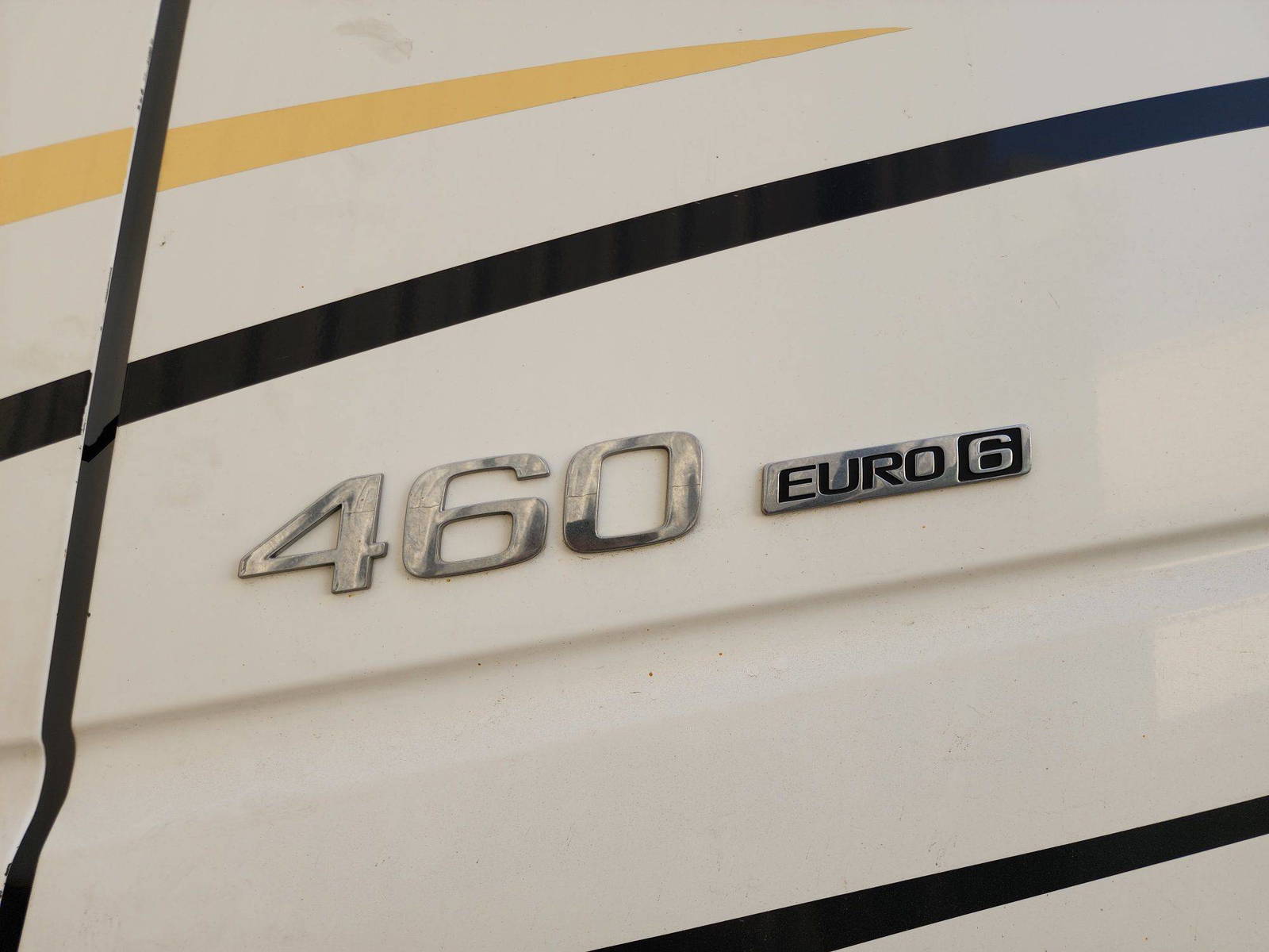 VOLVO FH-Series 2015 - Marhaba Auction Used Cars - Image 12