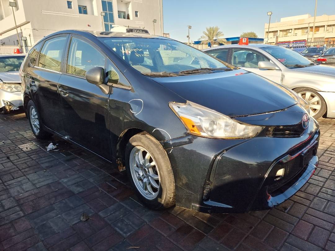 2016 TOYOTA PRIUS — 112491 Miles — Lot 1254874 — Ind. 12 - Marhaba Auctions Used Cars - Image 3