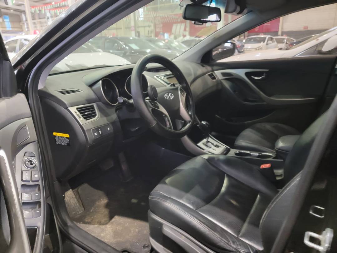 2011 HYUNDAI AVANTE — 153601 KM — Lot U023307 — Main - Marhaba Auctions Used Cars - Image 6