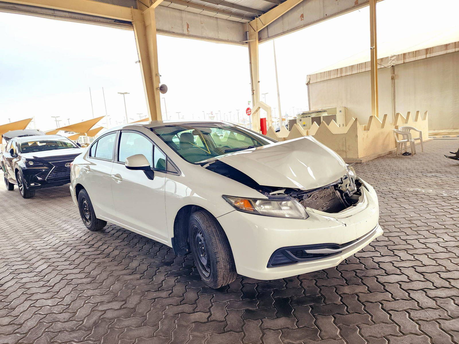 2013 HONDA CIVIC — 203204 KM — Lot 79878194 — Souq - Marhaba Auctions Used Cars - Image 4