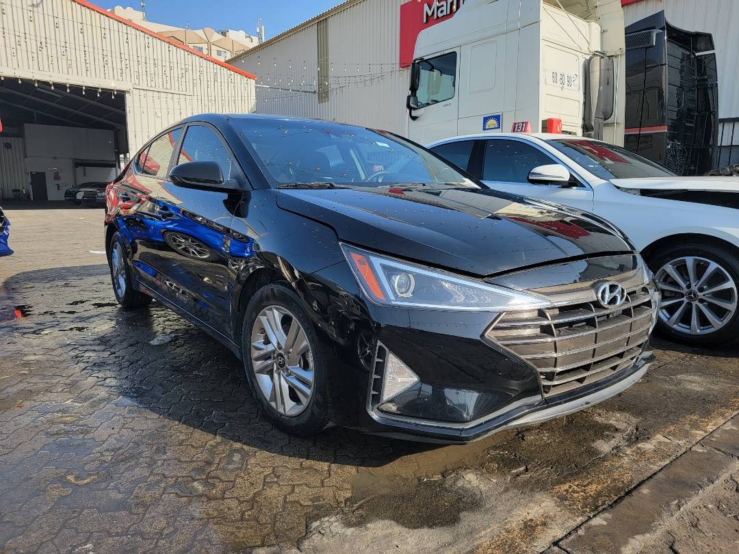 2019 HYUNDAI ELANTRA — 72298 Miles — Lot 85233 — Main - Marhaba Auctions Used Cars - Image 4
