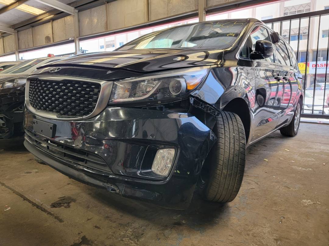 2017 KIA SEDONA — 159792 Miles — Lot 38386591 - Marhaba Auctions Used Cars - Image 3