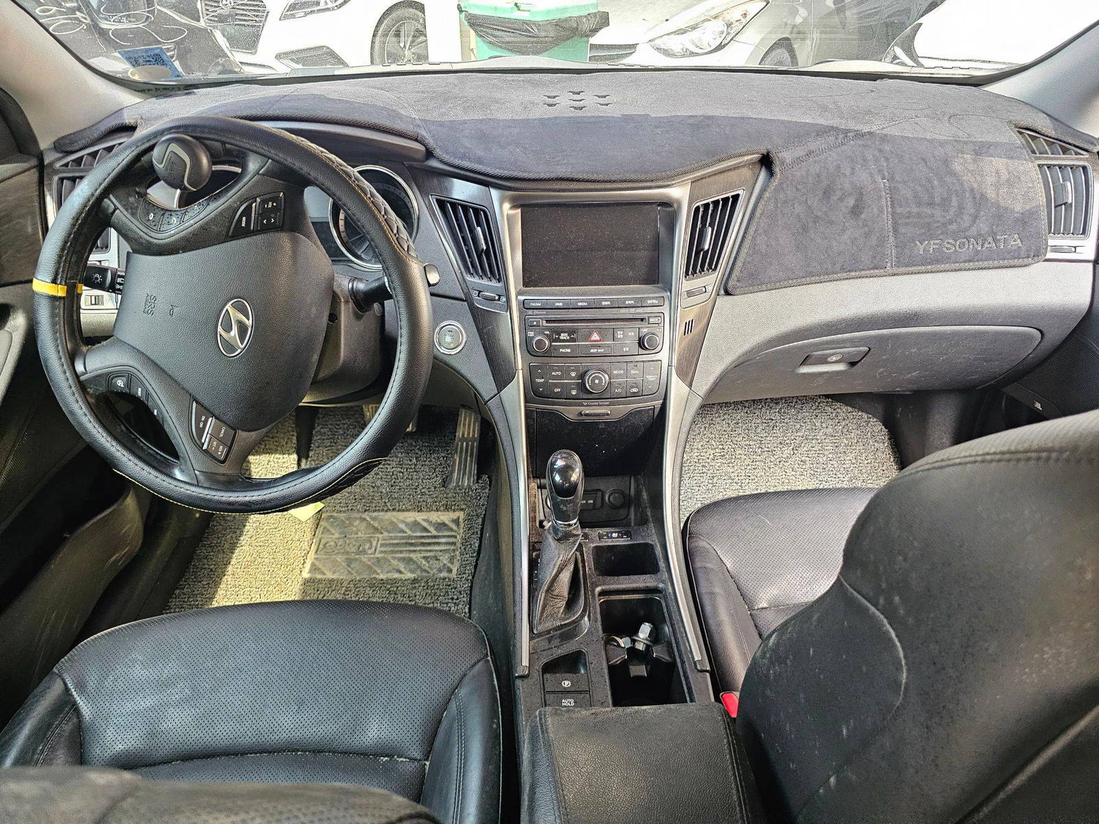 2013 HYUNDAI SONATA — 255466 KM — Lot 500131 — Souq - Marhaba Auctions Used Cars - Image 7