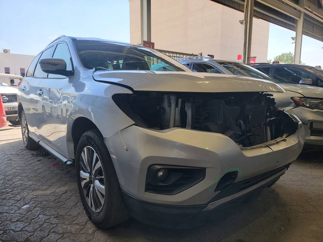 2018 NISSAN PATHFINDER — 161142 Miles — Lot 637238 — Main - Marhaba Auctions Used Cars - Image 4