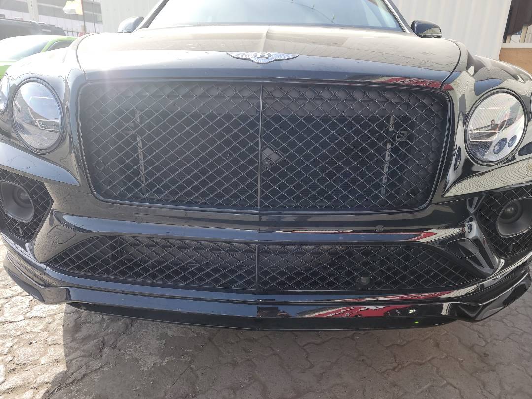 2022 BENTLEY BENTAYGA — 25717 KM — Lot 82151212 - Marhaba Auctions Used Cars - Image 9