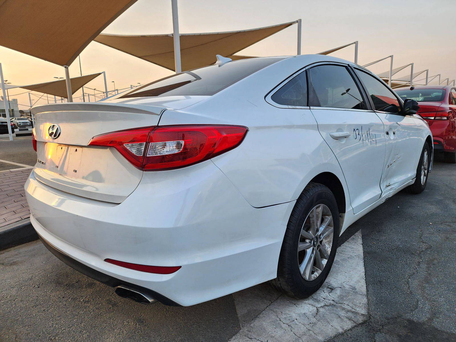 2016 HYUNDAI SONATA — 125883 Miles — Lot 38538574 — Souq - Marhaba Auctions Used Cars - Image 3