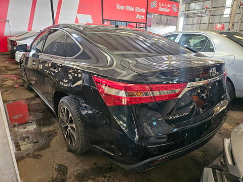 2017 TOYOTA AVALON at Marhaba Auctions