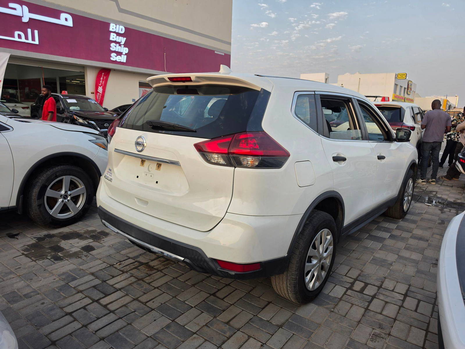 NISSAN ROGUE 2020 - Marhaba Auction Used Cars - Image 5