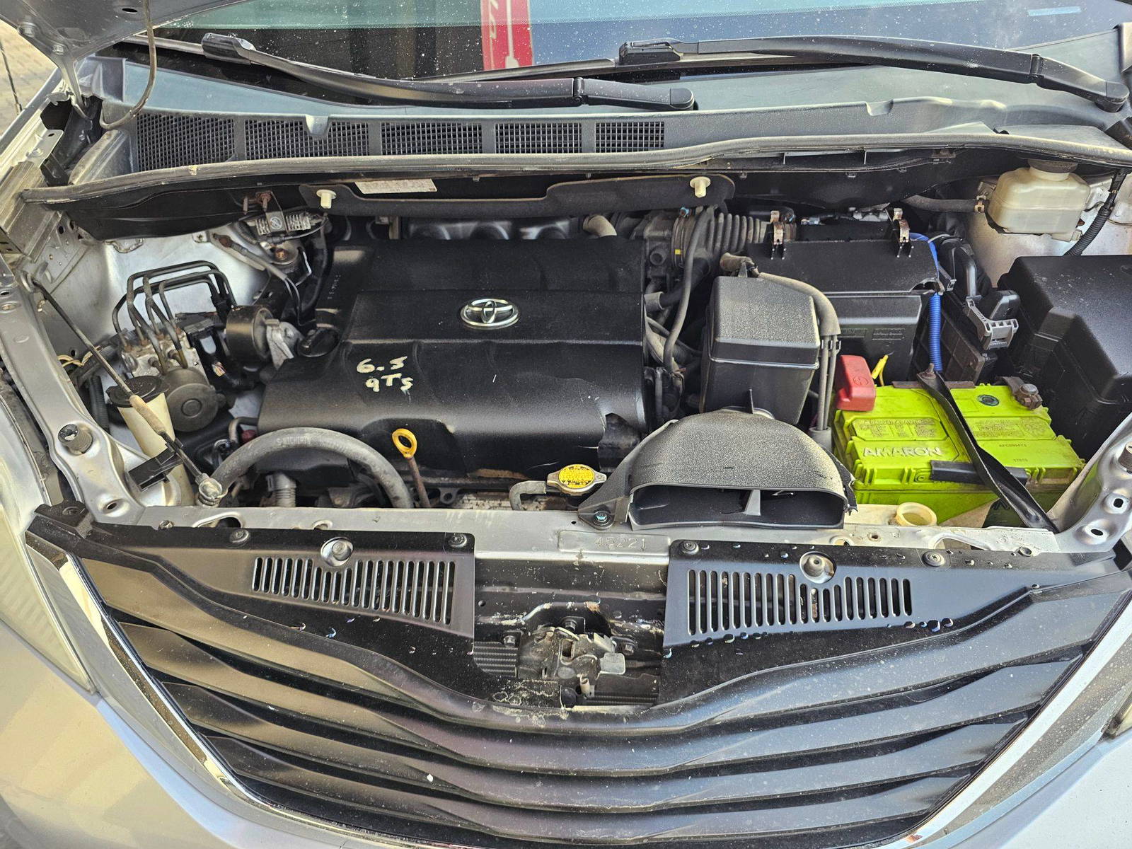 TOYOTA SIENNA 2011 - Marhaba Auction Used Cars - Image 13