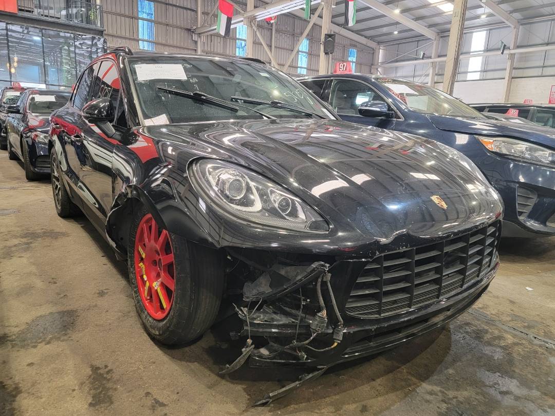 PORSCHE MACAN 2018 - Marhaba Auction Used Cars - Image 5