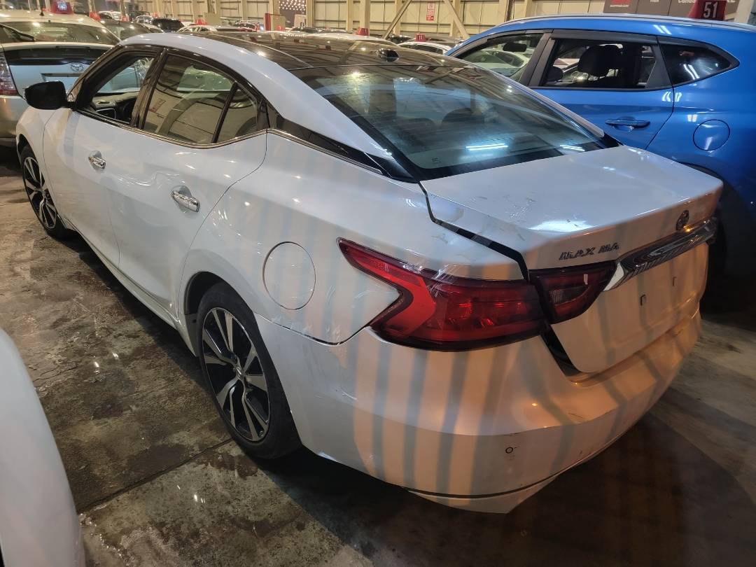 2017 NISSAN MAXIMA — 173247 Miles — Lot HC427092 — Main - Marhaba Auctions Used Cars - Image 4