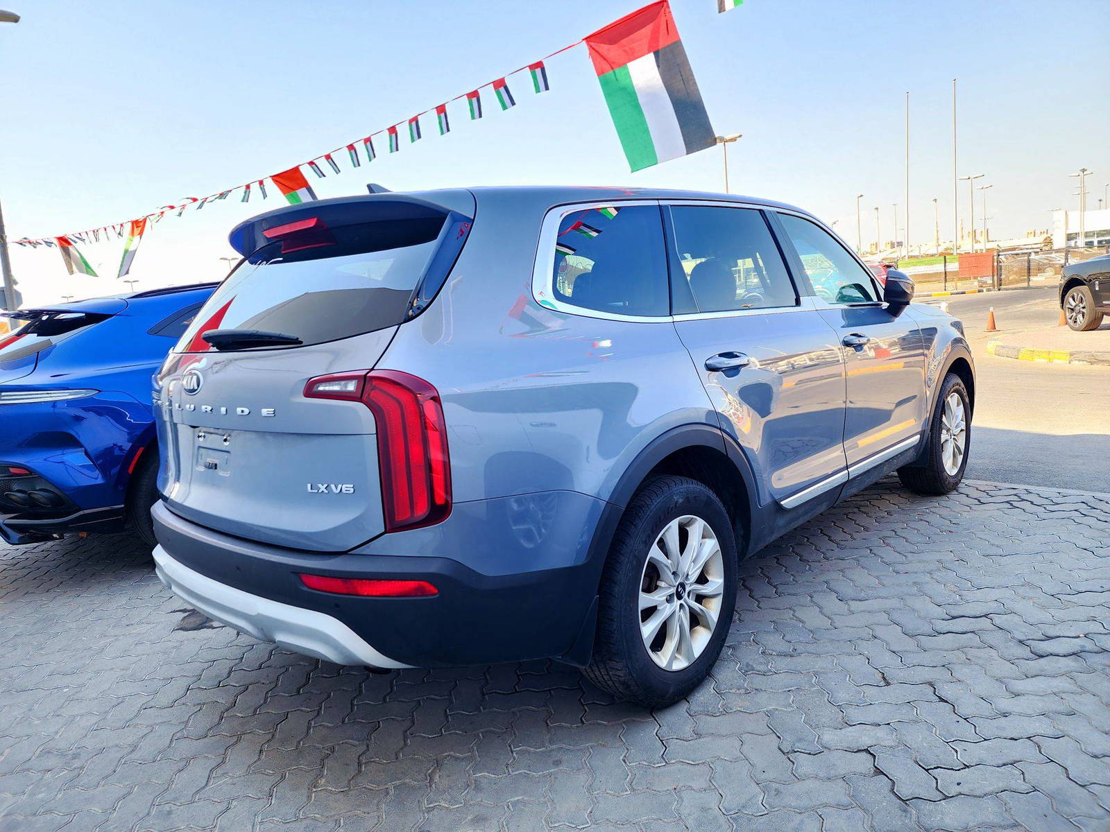 2020 KIA TELLURIDE — 76342 Miles — Lot 61913654 — Souq - Marhaba Auctions Used Cars - Image 4