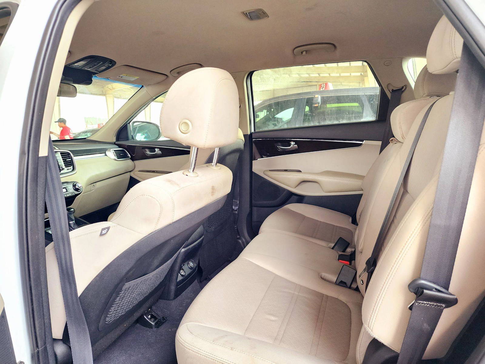 2019 KIA SORENTO — 66851 Miles — Lot 73513764 — Souq - Marhaba Auctions Used Cars - Image 6