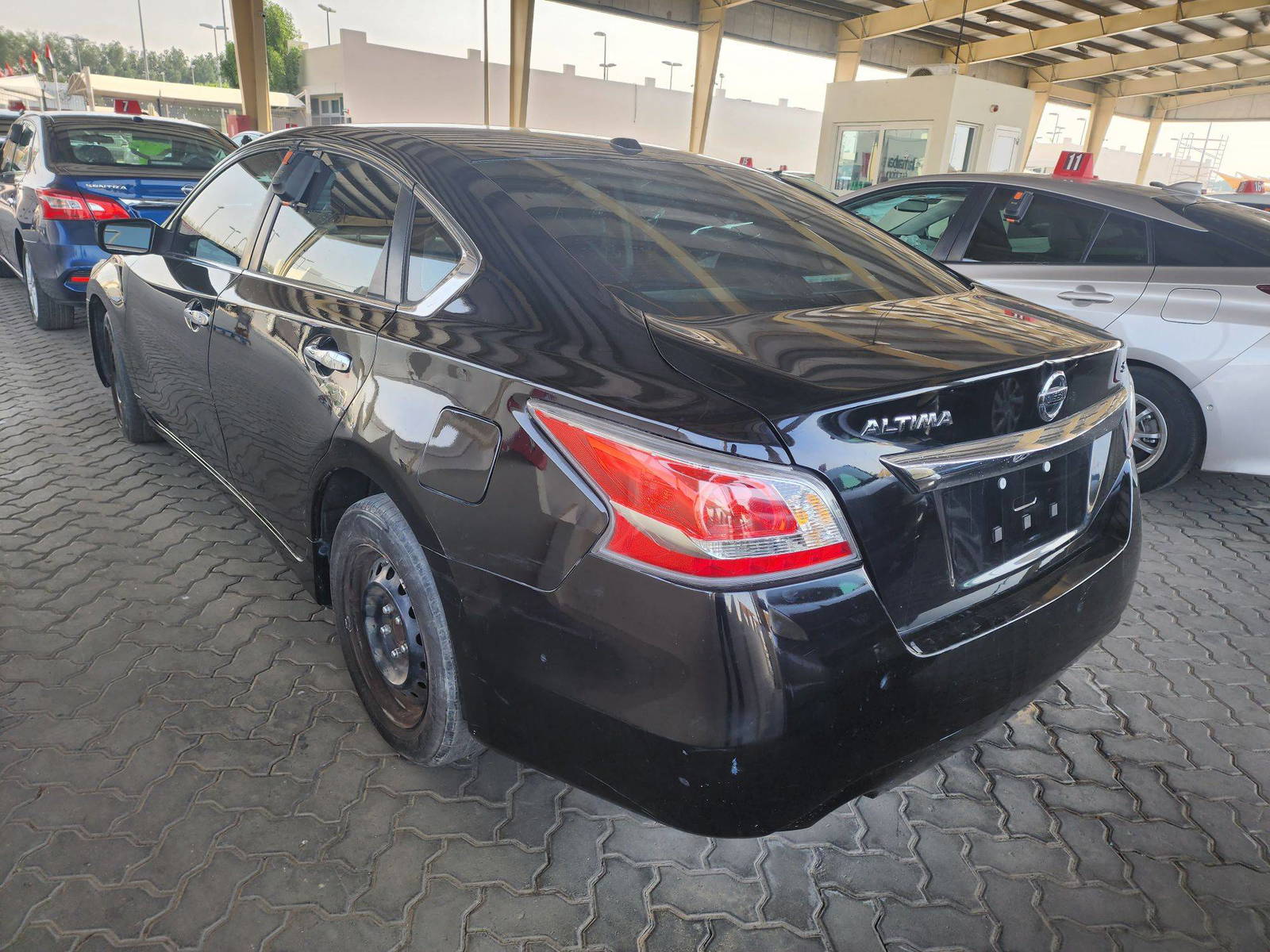 2015 NISSAN ALTIMA — 194304 Miles — Lot C280102 - Marhaba Auctions Used Cars - Image 3